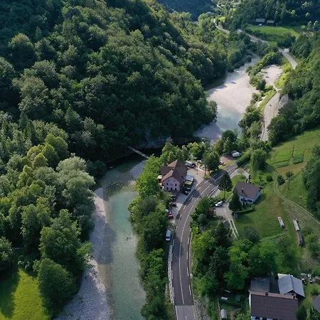 Bed & Breakfast Okrepcevalnica Kurn'k 3*