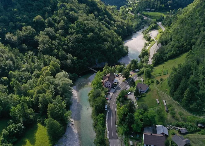 Bed & Breakfast Okrepcevalnica Kurn'k 3*