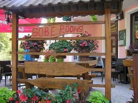 Okrepcevalnica Kurn'k Bed & Breakfast Cerkno